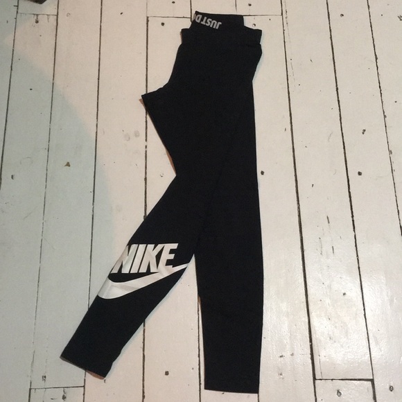 Nike Pants - Leggings